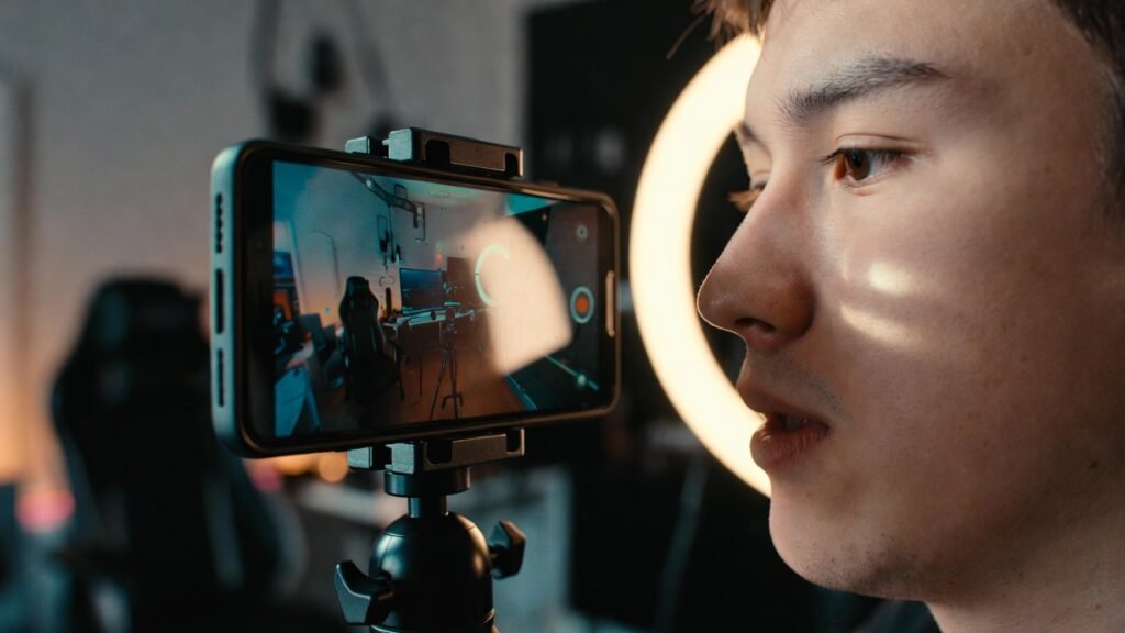 Mobile game streaming